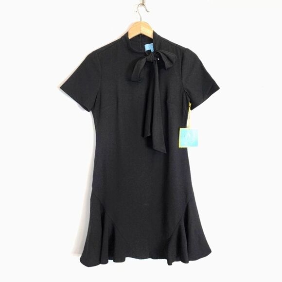 NWT Womens CeCe Bow Neck Short Sleeve Ruffle Hemline Black LBD Dress Size 0 - Picture 2 of 12